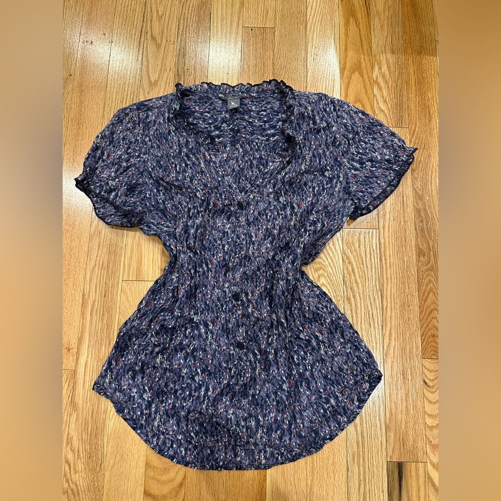 Eddie Bauer blue multicolor button up blouse